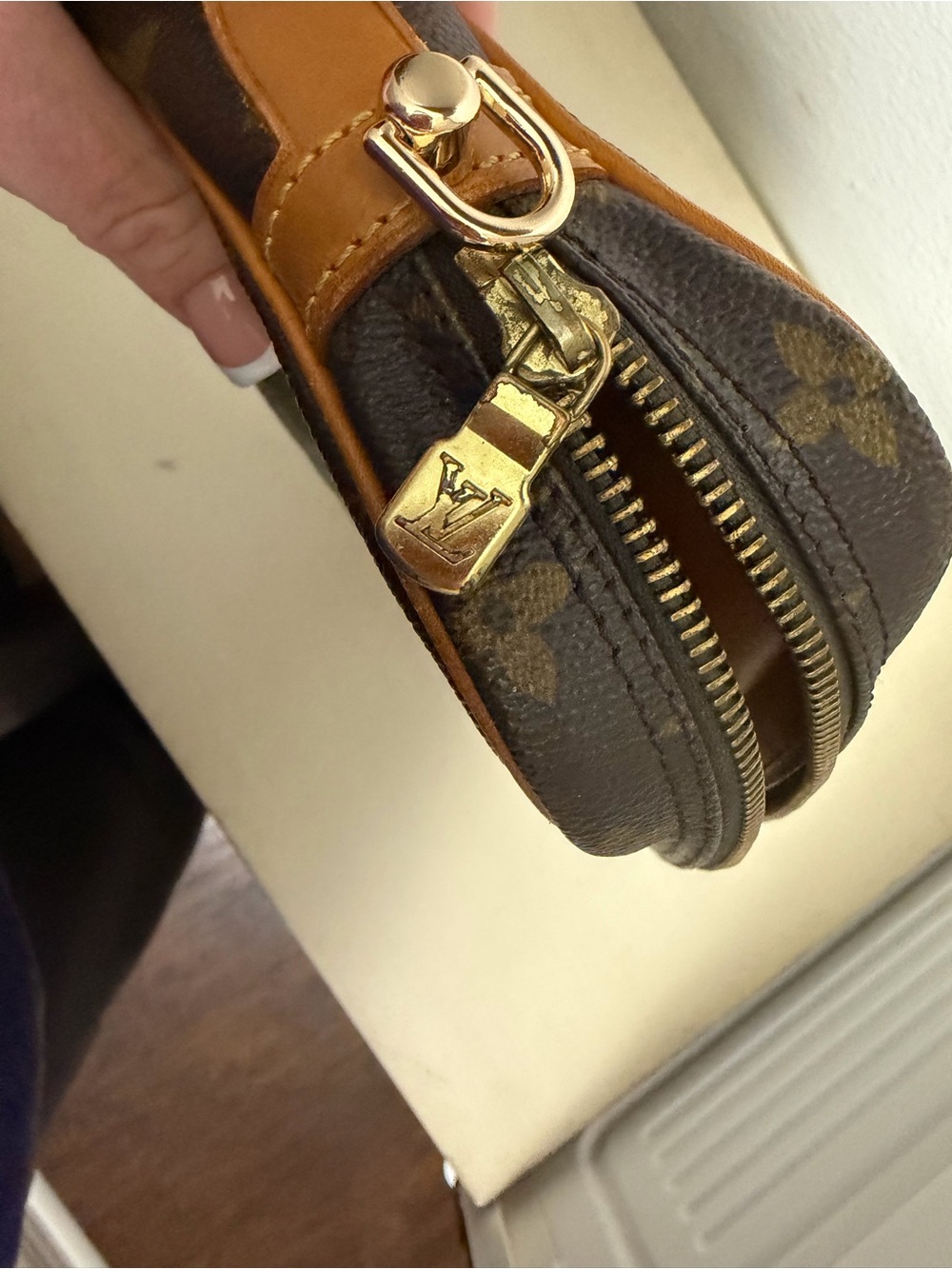 Louis Vuitton Monogram Canvas Toiletry Pouch in Brown and Tan - Picture 13 of 16